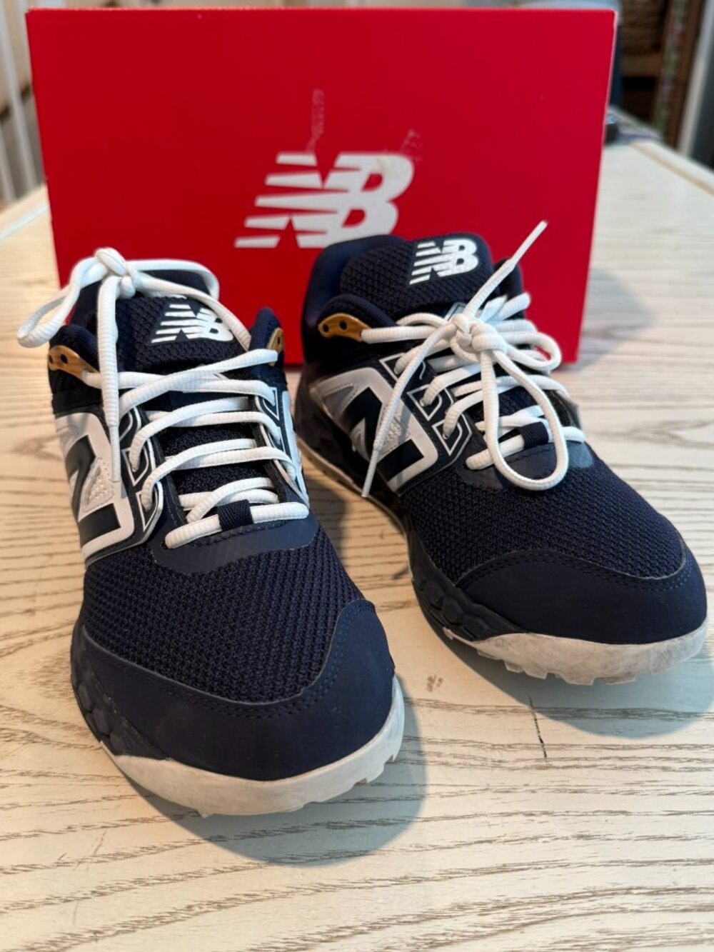 New Balance T3000TN4 Youth Baseball Turf Cleats Navy/White Size 7 (US) Excellent
